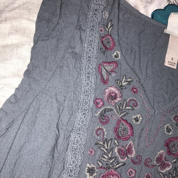 Target blouse - Picture 2 of 2